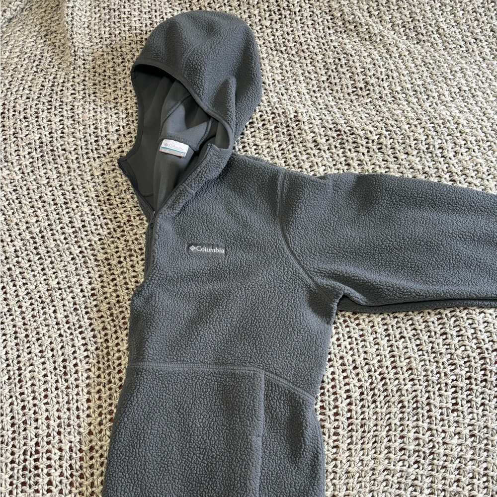 Columbia Quarter Zip Hoodie with front pocket - Men’s Large